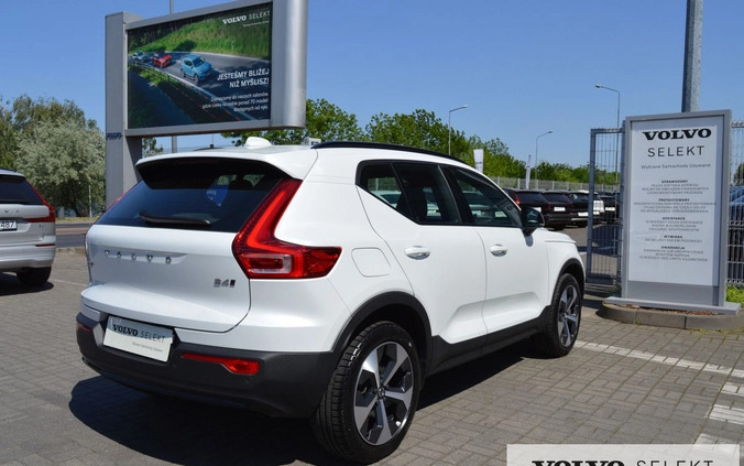 Volvo XC 40 cena 189900 przebieg: 9881, rok produkcji 2023 z Poznań małe 301